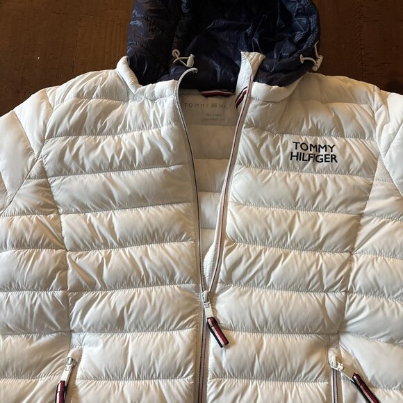 Tommy Hilfiger Ladies White Nylon Puffer Jacket Packable Size XL - Picture 5 of 8
